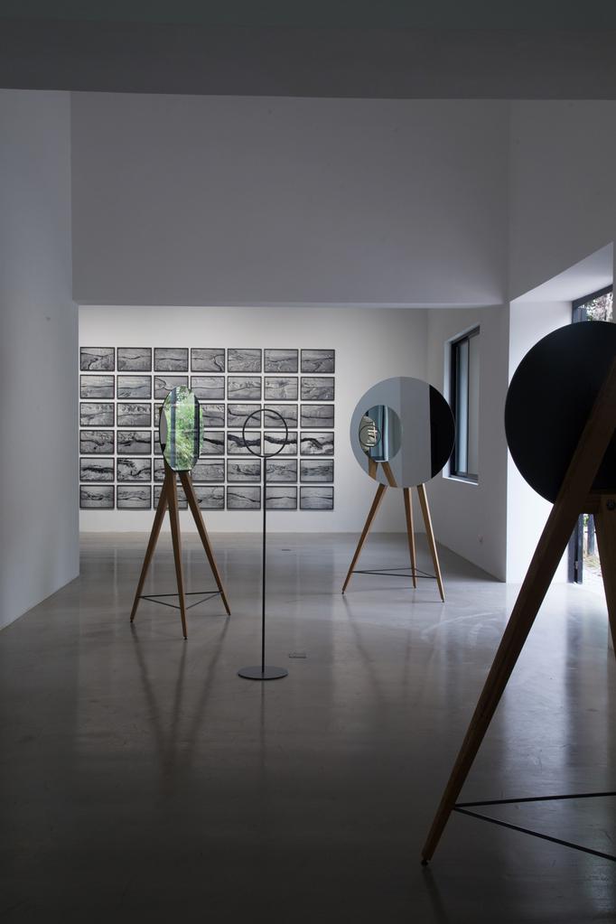Self-loop, 2015<br />Mirrored Gardens, Hualong Agriculture Grand View Garden, Panyu, Guangzhou, China, 2015<br />Photo: Luo Xianglin, Chen Shengming
